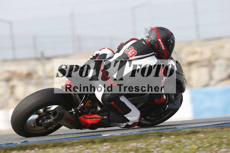 /Archiv-2024/02 29.01.-02.02.2024 Moto Center Thun Jerez/Gruppe rot-red/backside